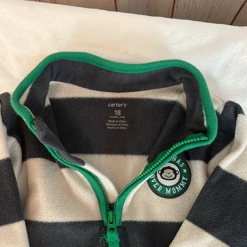 Carters 18 month fleece outfit